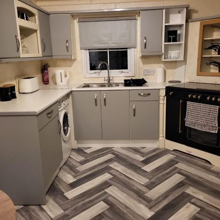 Presthaven Sands Holiday Park 3 And 2 Bed Caravans 프레스타틴 외부 사진