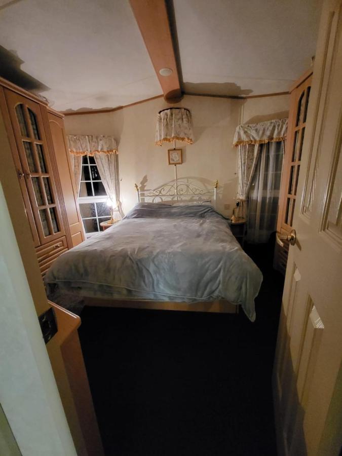 Presthaven Sands Holiday Park 3 And 2 Bed Caravans 프레스타틴 외부 사진